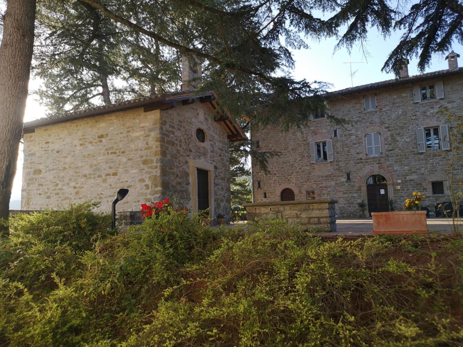Tenuta Borgo San Michele Gubbio Exterior foto
