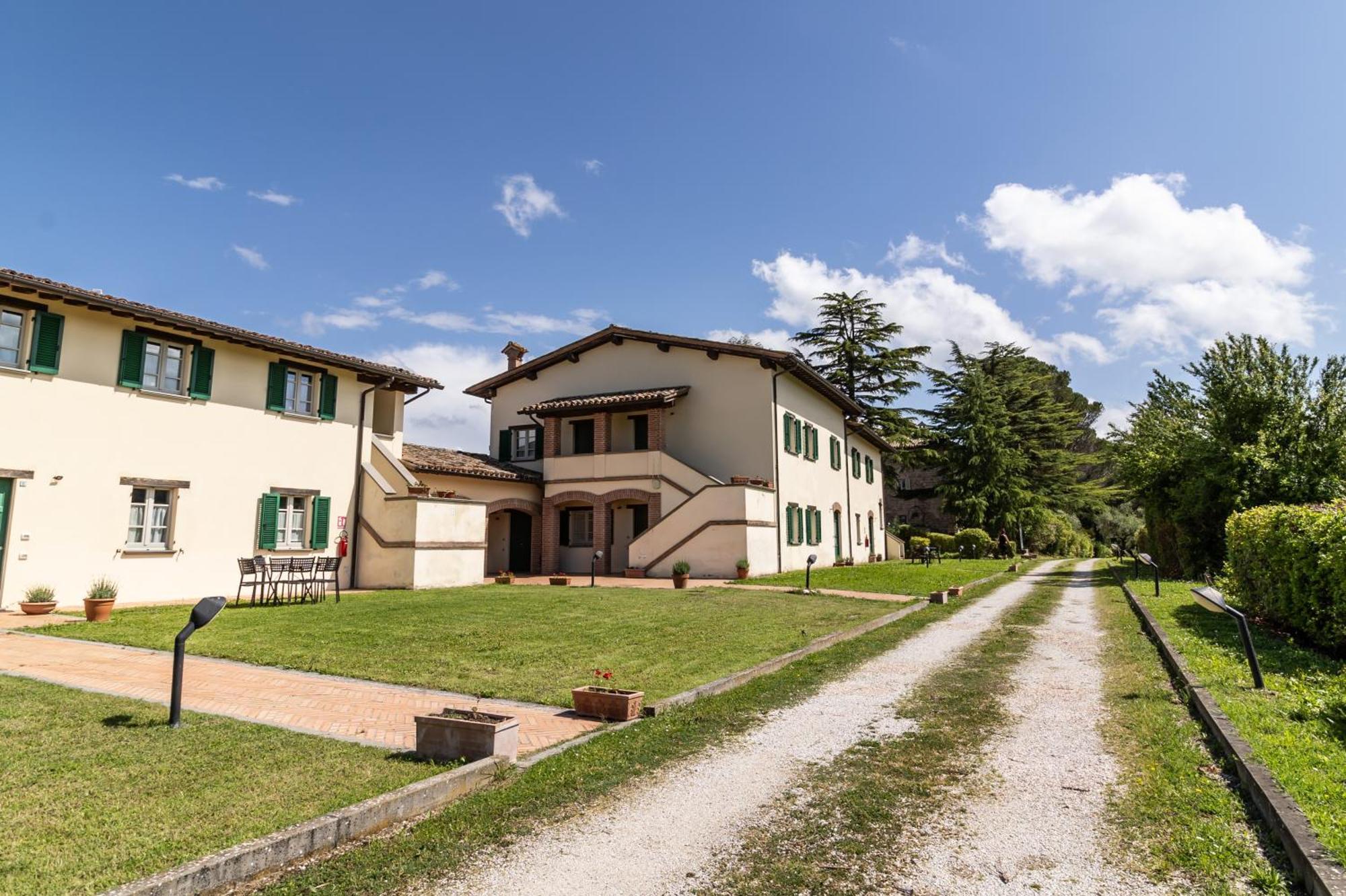 Tenuta Borgo San Michele Gubbio Exterior foto